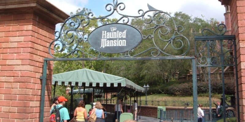 The entrance to the Haunted Mansion at Magic Kingdom Park, before Lightning Lane or FastPass signs were added.