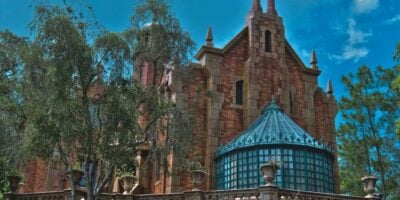 the exterior of Disney World's Haunted Mansion in Magic Kingdom