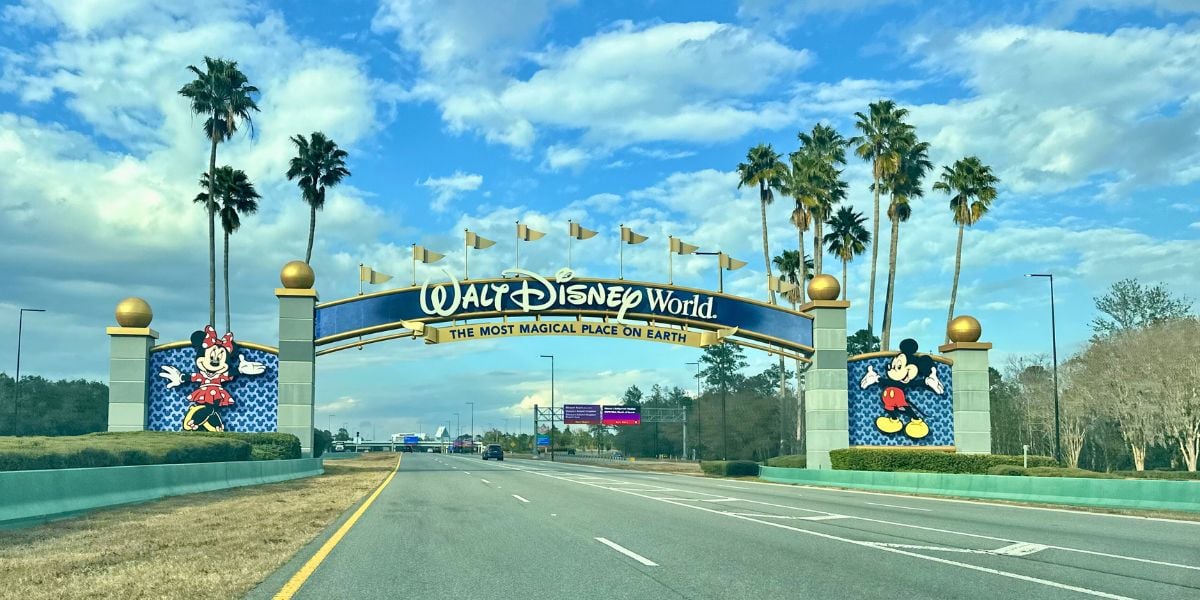 Warning: Driverless Cars Are Hitting Orlando Roads Near Theme Parks This Week