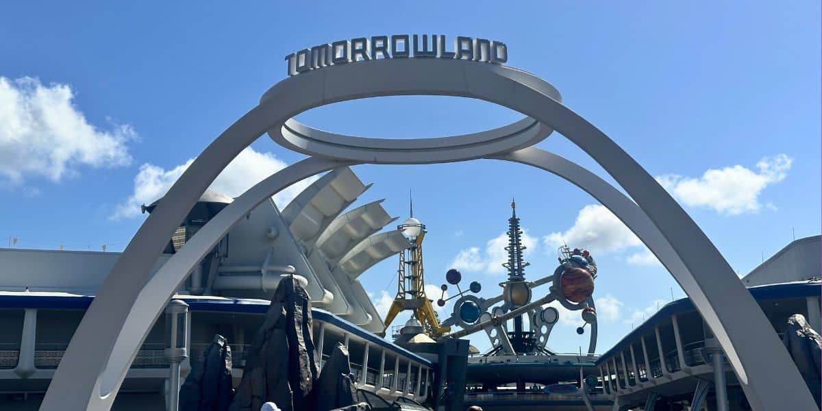 magic kingdom tomorrowland sign