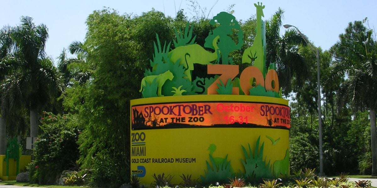 Zoo Miami entrance