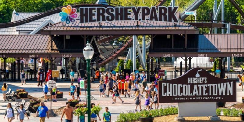 The entrance to Hersheypark and ChocolateTown