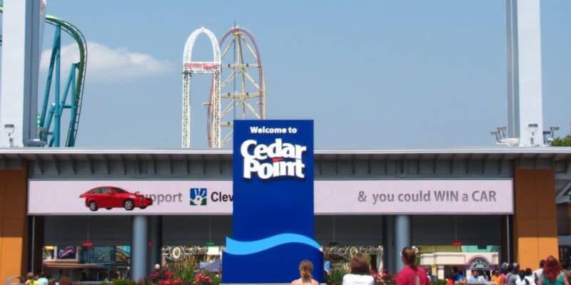 The entrance sign to Cedar Point