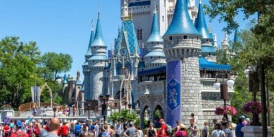 magic kingdom crowds around cinderella castle