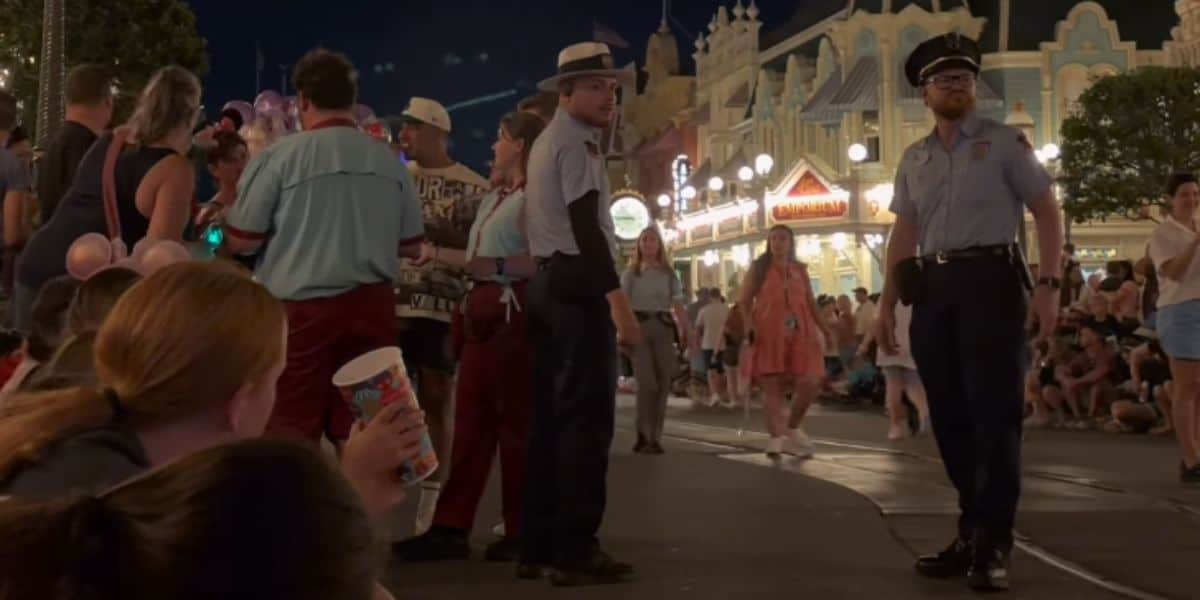Security responds to a dispute over a parade viewing spot at Magic Kingdom Park.