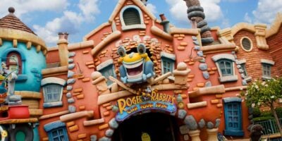 Roger Rabbit's Car Toon Spin ride entrance