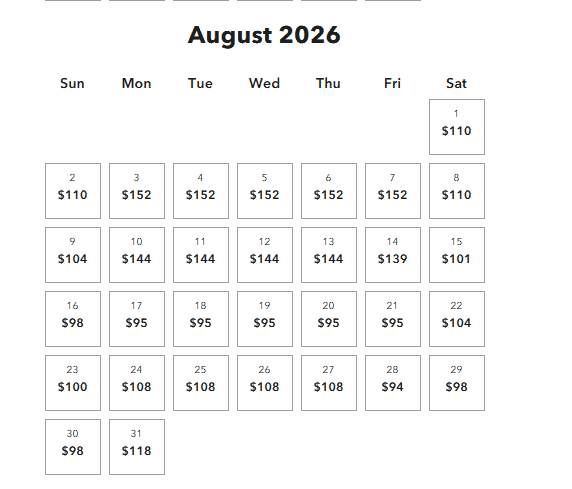 Epic Universe August 2026 ticket calendar, showing daily admission prices from $88 to $152 based on park capacity for each date.