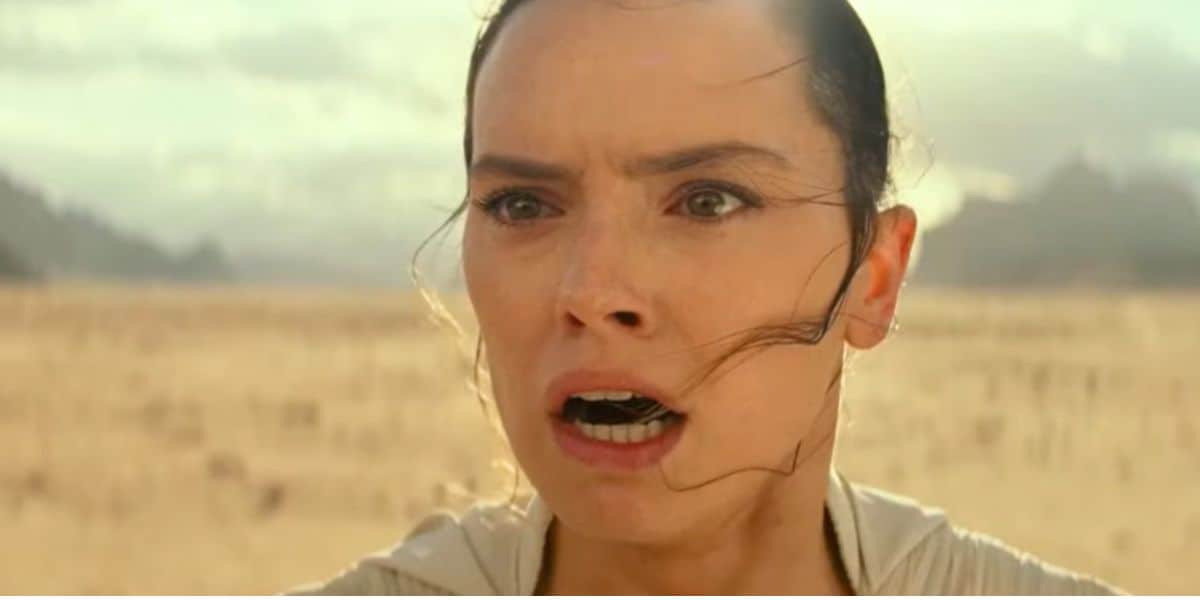 Rey looking distraught in 'The Rise of Skywalker'