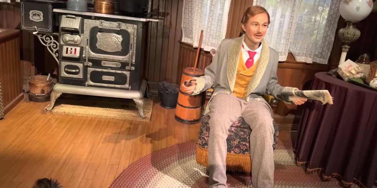 John Progress filmed after a guest climbed onto the Carousel of Progress stage