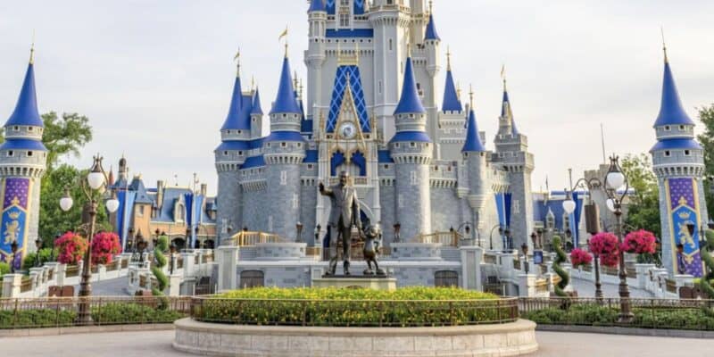 cinderella castle in magic kingdom