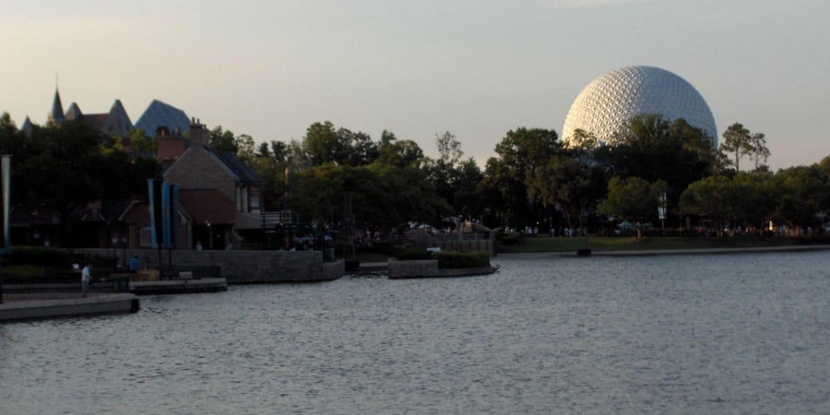 The World Showcase Lagoon in front of Spaceship Earth at EPCOT