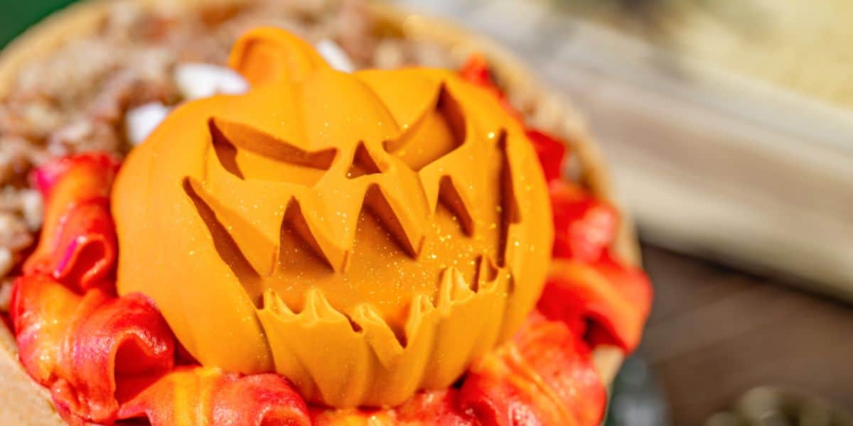 headless horseman halloween treat in disney world
