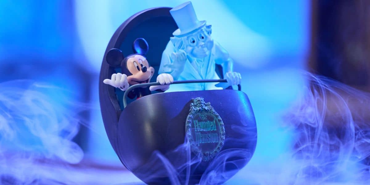 Mickey Mouse and Phineas in Doom Buggy Light-Up Mini Figure