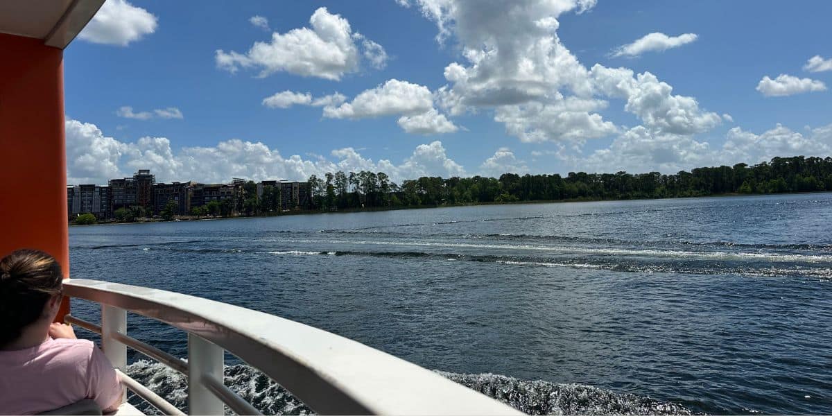 seven seas lagoon boat to fort wilderness