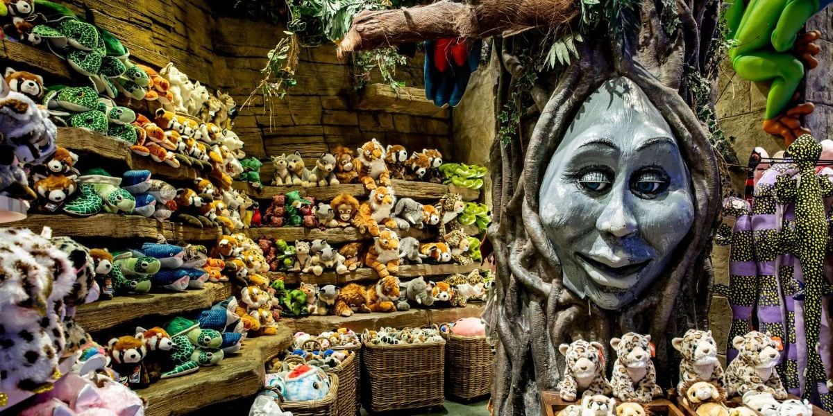 Gift shop at the Rainforest Cafe at Disneyland Paris