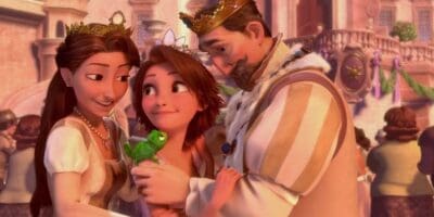 Rapunzel with the king and queen at the end of 'Tangled'
