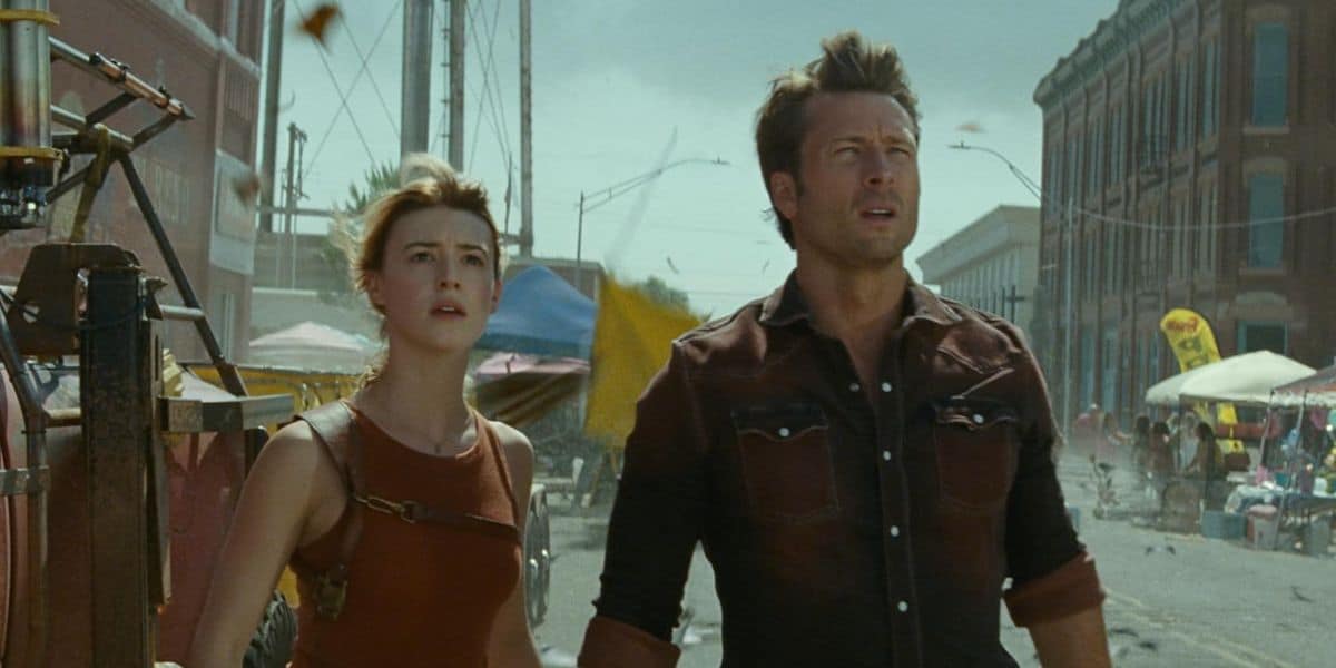 a scene from twisters (2024)