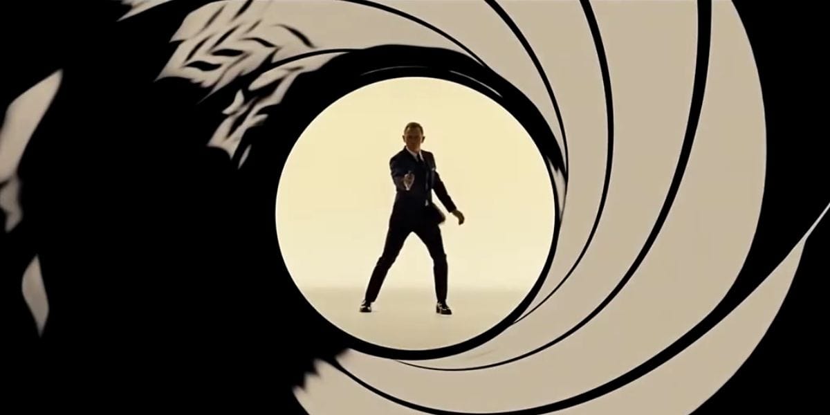 Daniel Craig in the iconic James Bond gun barrel