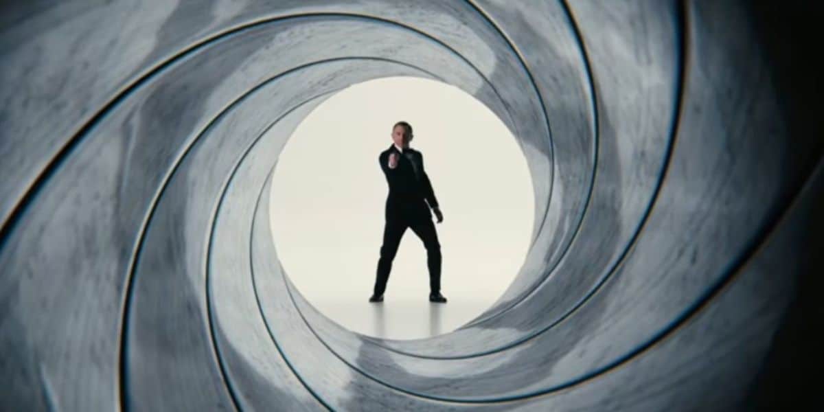 Daniel Craig in the iconic James Bond gun barrel