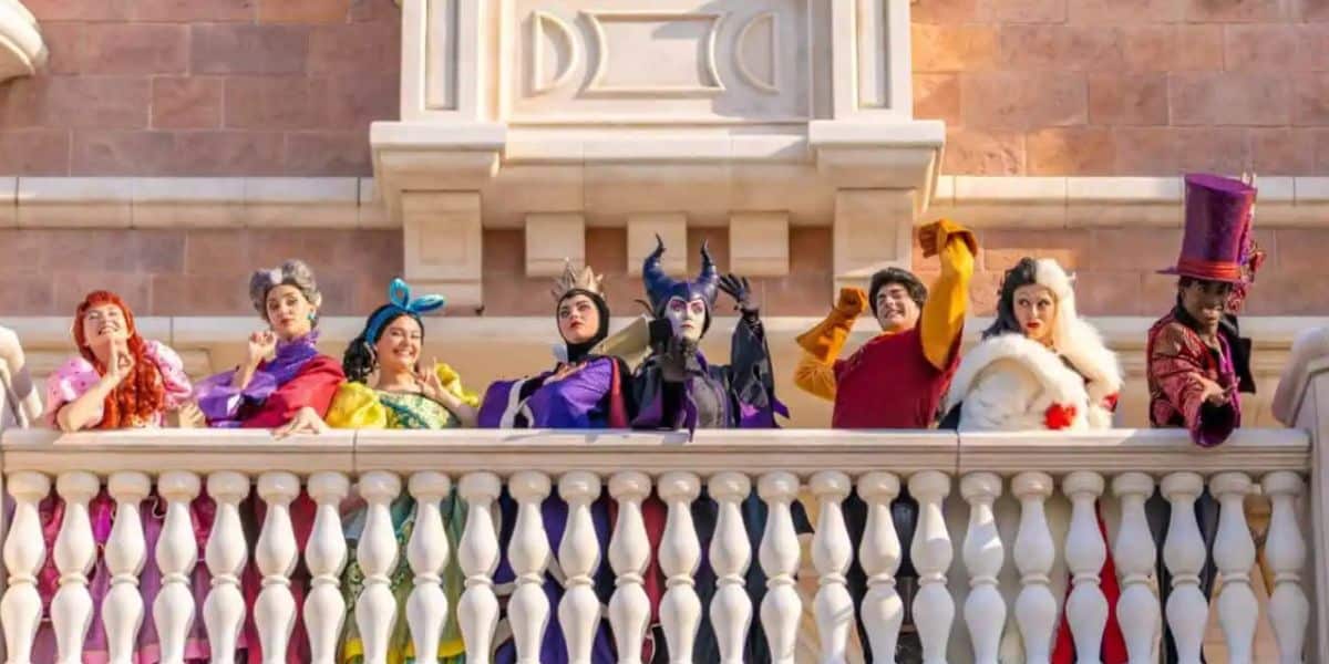 Classic Disney villains stand on balcony at Disneyland Shangai