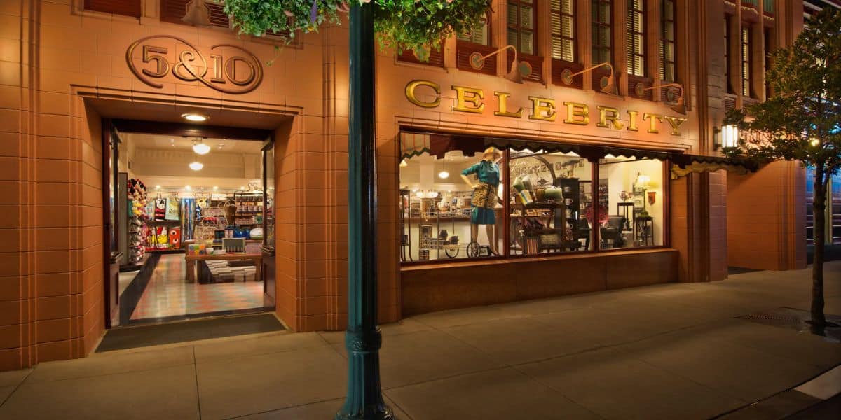 The outside of Celebrity 5 & 10, a gift shop at Disney's Hollywood Studios