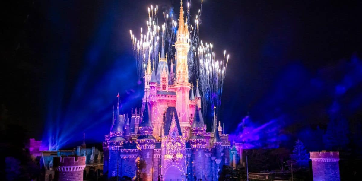 Fireworks around Cinderella Castle at Tokyo Disneyland during Reach for the Stars
