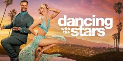 Hosts Alfonso Ribeiro and Julianne Hough on the Dancing with the Stars set.