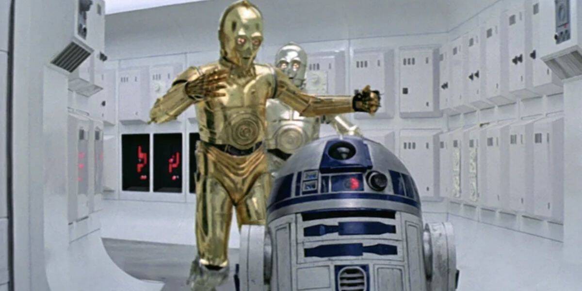 C-3PO and R2-D2 in star wars film